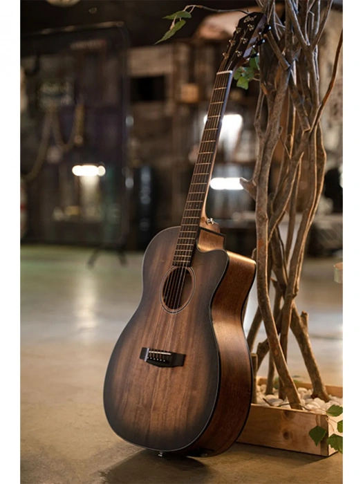 Cort Core-OC Mahogany (Open Pore Black Burst)