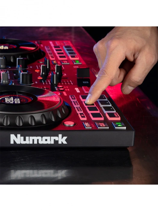 DJ контролер DJ контролер Numark Mixtrack Platinum FX