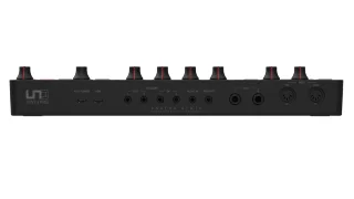 IK Multimedia UNO Synth Pro Desktop Black Edition