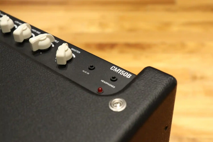 Комбопідсилювач Комбопідсилювач Cort CM150B