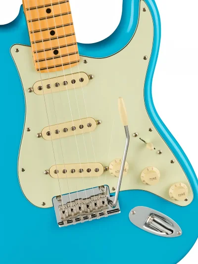 Електрогітара Fender American PRO II Stratocaster MN Miami Blue