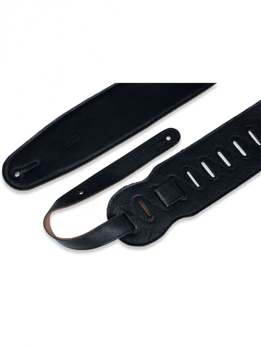 Levy’s M4GF-BLK Heritage Crafted Series (Black)