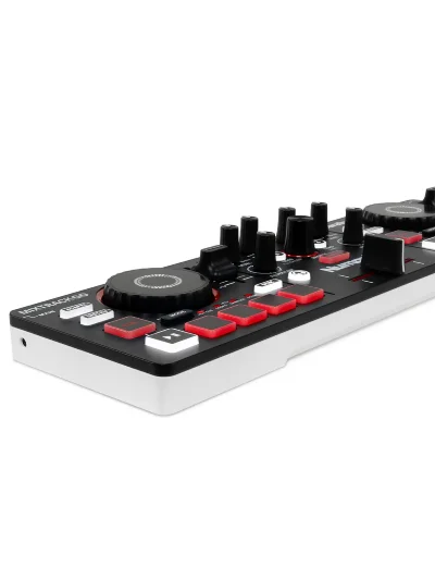DJ контролер Numark Mixtrack GO