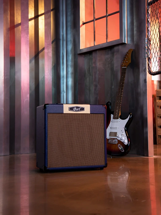 Комбопідсилювач Комбопідсилювач Cort CM30R (Dark Blue)